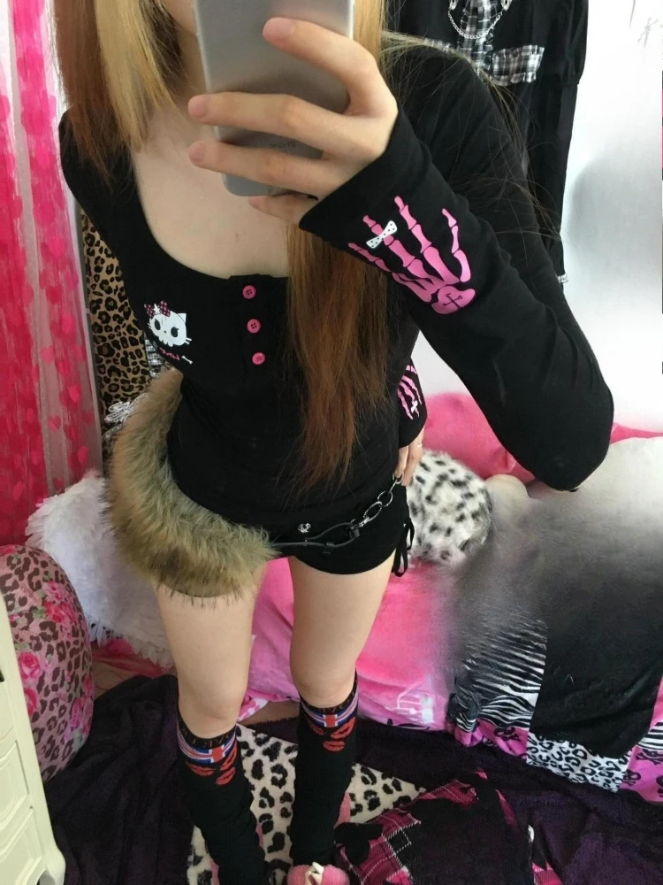 เสื้อยืดพิมพ์ลายการ์ตูนวินเทจ  - Fashion Streetwear บทวิจารณ์และราคา
